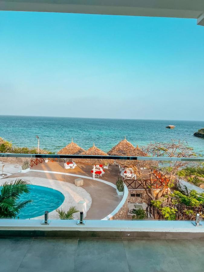 Met Beach Resort マリンディ エクステリア 写真
